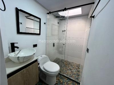 Casa de 4 alcobas en venta en Boston, Medellín, 105 m² · foto 15 de 21