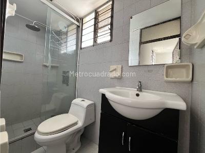 Casa de 3 alcobas en venta en Manrique, Medellín, 67 m² · foto 6 de 19