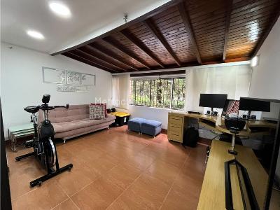 Apartamento de 3 alcobas en venta en La Mota, Medellín, 100 m² · foto 5 de 17