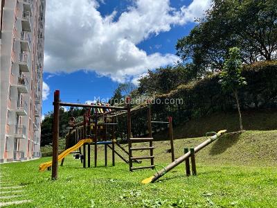 Apartamento de 2 alcobas en venta en La Catolica, Rionegro, 49 m² · foto 13 de 14