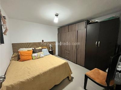 Casa de 4 alcobas en venta en Robledo, Medellín, 114 m² · foto 11 de 18