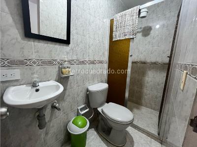 Casa de 4 alcobas en venta en Robledo, Medellín, 114 m² · foto 14 de 18