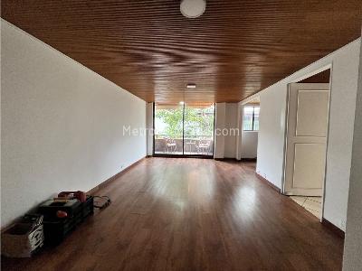 Apartamento en venta en El Poblado, Medellín · foto 3 de 11