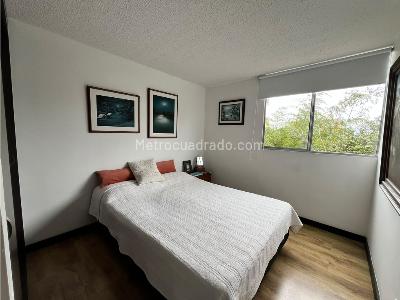 Apartamento de 3 alcobas en venta en Los Colegios, Rionegro, 76 m² · foto 13 de 19