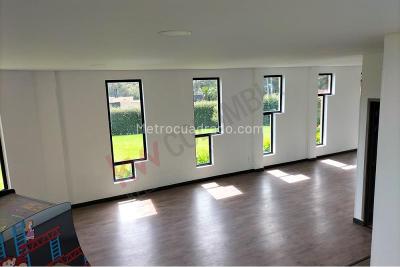 Casa de 4 alcobas en venta en La Calera, La Calera, 580 m² · foto 11 de 20
