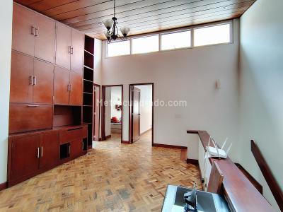 Casa en venta en Santa Paula, Bogotá · foto 9 de 20