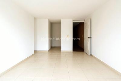 Apartamento de 3 alcobas en venta en Ciudad Verde Cr Orquidea, Soacha, 43 m² · foto 2 de 8