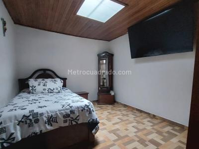 Casa en venta en La Cabaña, Bogotá · foto 4 de 14