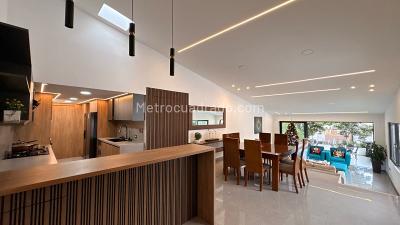 Casa de 5 alcobas en venta en Ciudad Jardin, Cali, 600 m² · foto 7 de 20