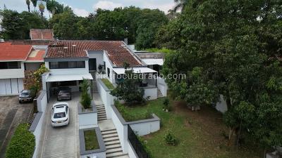 Casa de 5 alcobas en venta en Ciudad Jardin, Cali, 600 m² · foto 18 de 20