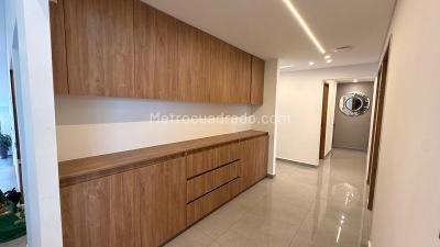 Casa de 5 alcobas en venta en Ciudad Jardin, Cali, 600 m² · foto 19 de 20