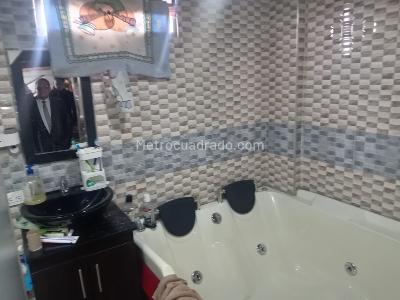 Casa de 5 alcobas en venta en La Florida, Bogotá, 308 m² · foto 10 de 20
