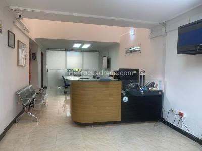 Casa de 4 alcobas en venta en Urbanizacion La Merced, Cali, 220 m² · foto 3 de 20