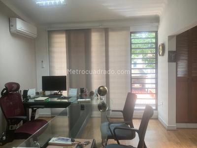 Casa de 4 alcobas en venta en Urbanizacion La Merced, Cali, 220 m² · foto 17 de 20