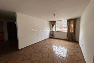 Casa de 5 alcobas en venta en San Isidro, Bogotá, 680 m² · foto 18 de 19