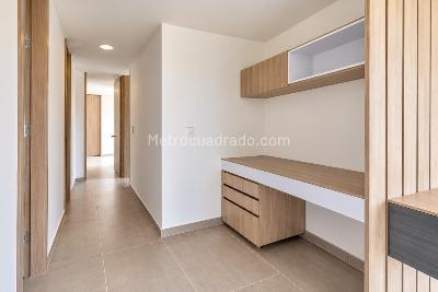 Apartamento de 3 alcobas en venta en El Vergel, Ibagué, 157 m² · foto 11 de 18