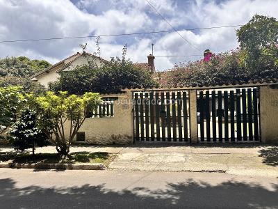 Casa de 3 alcobas en venta en Puente Largo, Bogotá, 290 m² · foto 2 de 20