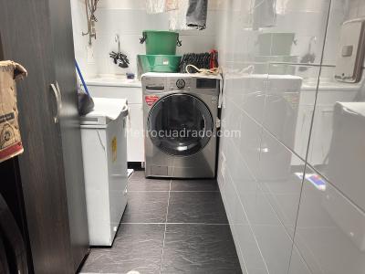 Casa de 3 alcobas en venta en Puente Largo, Bogotá, 290 m² · foto 3 de 20