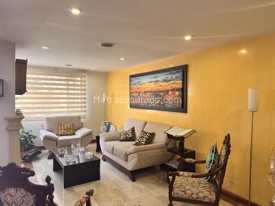 Casa de 3 alcobas en venta en Puente Largo, Bogotá, 290 m² · foto 13 de 20