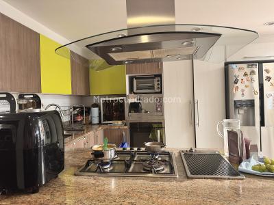 Casa de 3 alcobas en venta en Puente Largo, Bogotá, 290 m² · foto 18 de 20