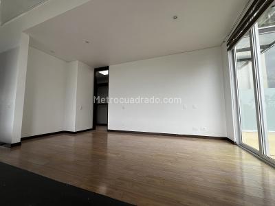 Casa de 2 alcobas en venta en Usaquen, Bogotá, 900 m² · foto 6 de 20