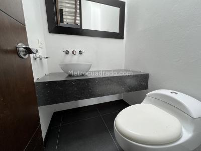 Casa de 2 alcobas en venta en Usaquen, Bogotá, 900 m² · foto 11 de 20