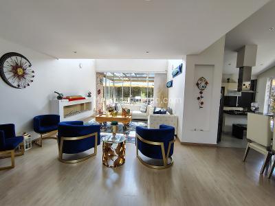 Casa de 4 alcobas en venta en Quintas Del Molino, Cajicá, 290 m² · foto 2 de 20