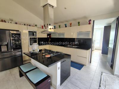 Casa de 4 alcobas en venta en Quintas Del Molino, Cajicá, 290 m² · foto 4 de 20