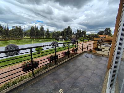 Casa de 4 alcobas en venta en Quintas Del Molino, Cajicá, 290 m² · foto 10 de 20