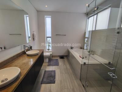 Casa de 4 alcobas en venta en Quintas Del Molino, Cajicá, 290 m² · foto 11 de 20