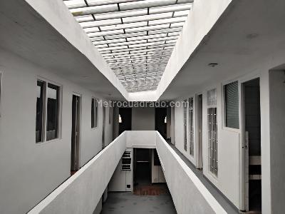 Casa en venta en El Carmen, Bogotá · foto 5 de 15