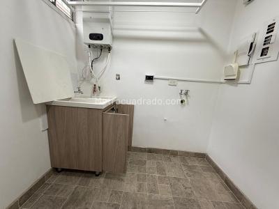 Apartamento en venta en Santa Barbara, Bogotá · foto 9 de 15