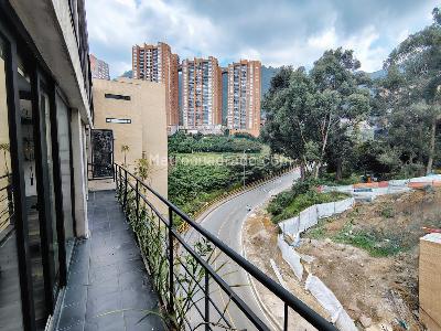 Apartamento de 3 alcobas en venta en Chapinero Alto, Bogotá, 154 m² · foto 4 de 17