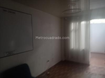 Casa de 5 alcobas en venta en San Carlos, Bogotá, 290 m² · foto 7 de 20