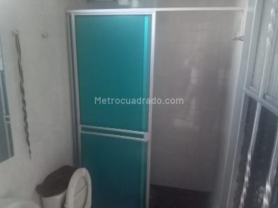 Casa de 5 alcobas en venta en San Carlos, Bogotá, 290 m² · foto 12 de 20