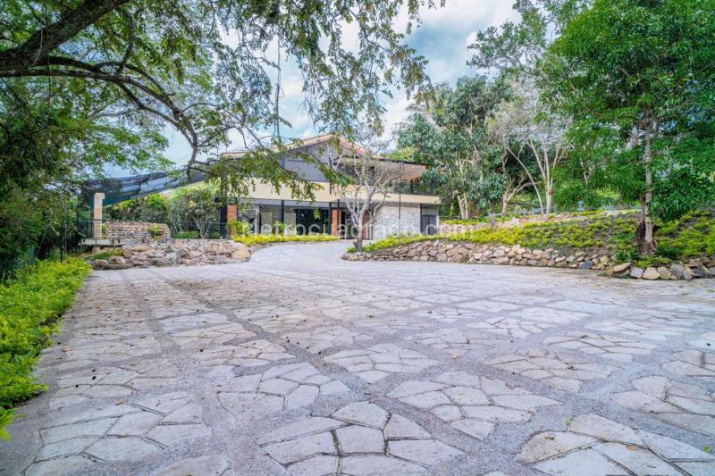 Edificio de Oficinas en Venta, Anapoima, Anapoima - Widok 2