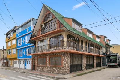 Casa de 5 alcobas en venta en Funza, Funza, 450 m² · foto 12 de 12