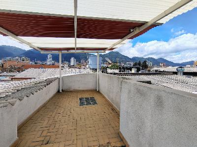 Casa de 5 alcobas en venta en Los Alcazares, Bogotá, 397 m² · foto 14 de 20