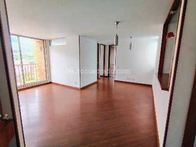 Apartamento en venta en Portales Del Norte, Bogotá · foto 4 de 17