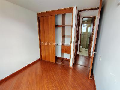 Apartamento en venta en Portales Del Norte, Bogotá · foto 12 de 17