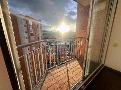 Apartamento en venta en Portales Del Norte, Bogotá · foto 15 de 17