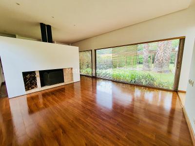 Casa de 4 alcobas en venta en Guaymaral, Bogotá, 1509 m² · foto 2 de 20