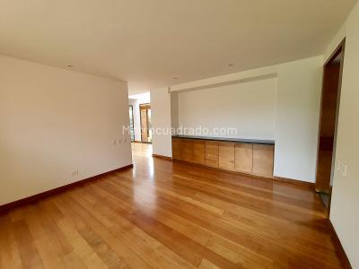 Casa de 4 alcobas en venta en Guaymaral, Bogotá, 1509 m² · foto 8 de 20