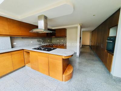 Casa de 4 alcobas en venta en Guaymaral, Bogotá, 1509 m² · foto 9 de 20