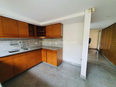 Casa de 4 alcobas en venta en Guaymaral, Bogotá, 1509 m² · foto 10 de 20