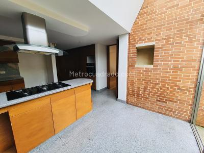 Casa de 4 alcobas en venta en Guaymaral, Bogotá, 1509 m² · foto 11 de 20