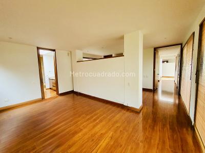 Casa de 4 alcobas en venta en Guaymaral, Bogotá, 1509 m² · foto 19 de 20