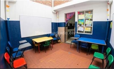 Casa de 5 alcobas en venta en Fontibon Centro, Bogotá, 700 m² · foto 3 de 16