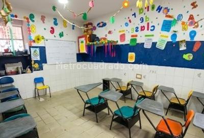 Casa de 5 alcobas en venta en Fontibon Centro, Bogotá, 700 m² · foto 6 de 16