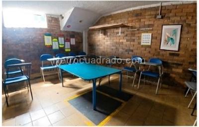 Casa de 5 alcobas en venta en Fontibon Centro, Bogotá, 700 m² · foto 7 de 16
